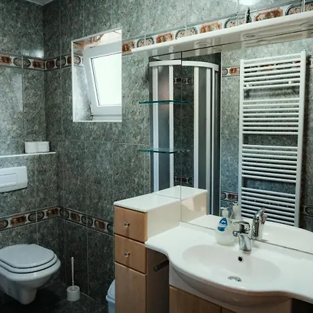 Apartment Rozic - With Private Seasonal Heated Pool